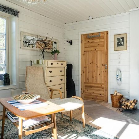 Torpet - Bed And Breakfast Med Charm Norrfjarden Exterior foto