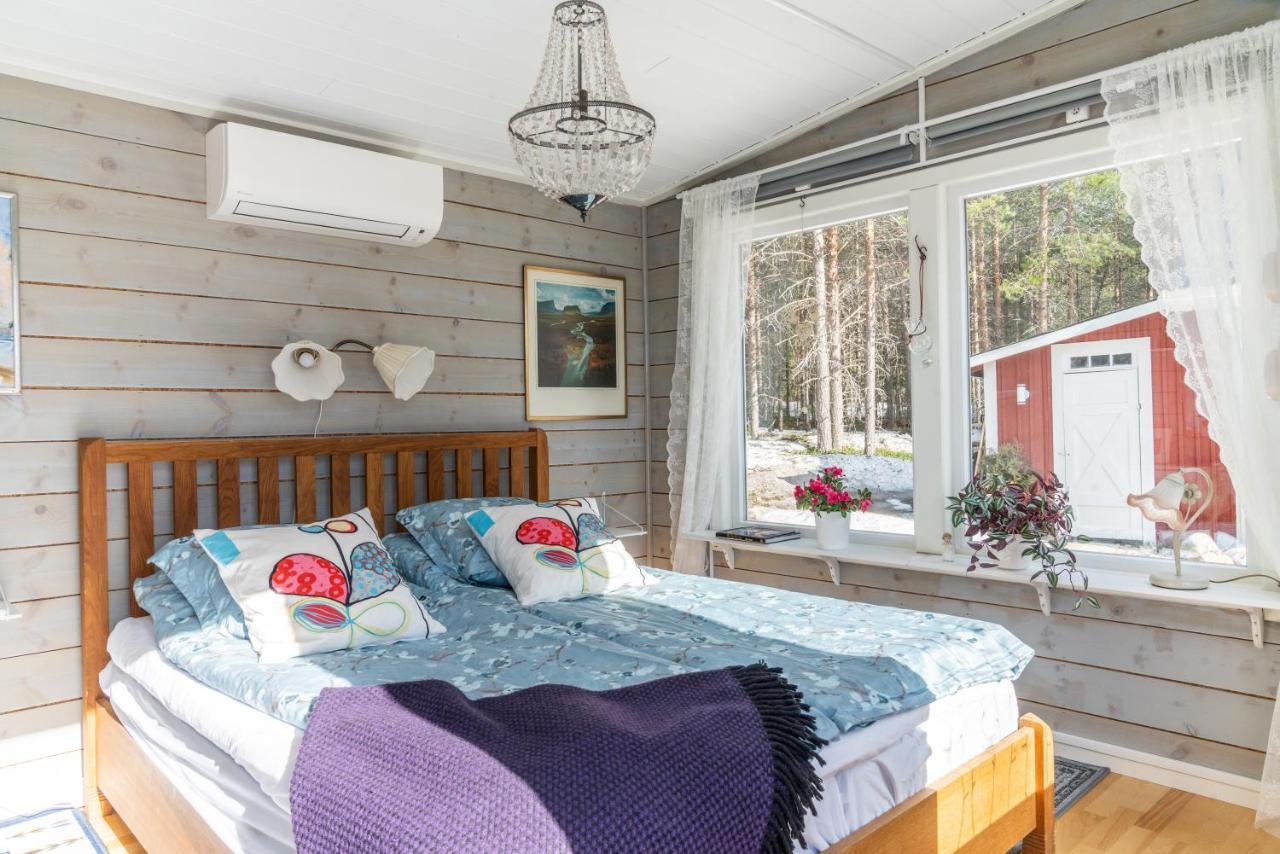 Torpet - Bed And Breakfast Med Charm Norrfjarden Exterior foto