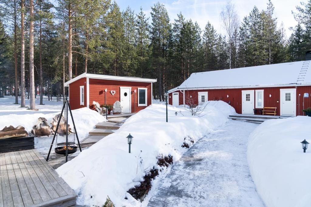 Torpet - Bed And Breakfast Med Charm Norrfjarden Exterior foto