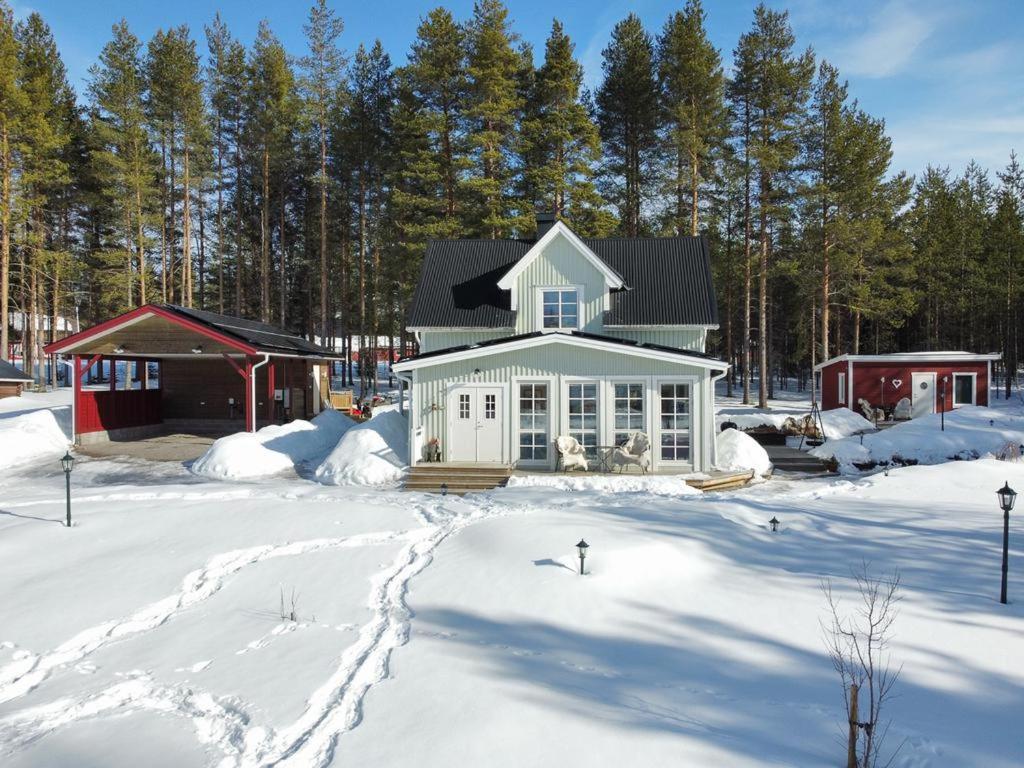 Torpet - Bed And Breakfast Med Charm Norrfjarden Exterior foto